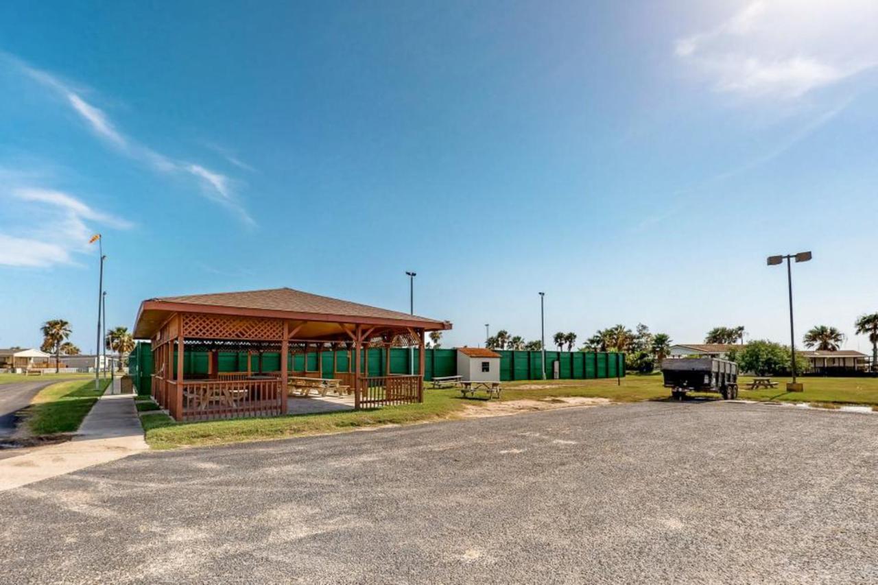Long Island Village Unit 347 Port Isabel Exterior photo